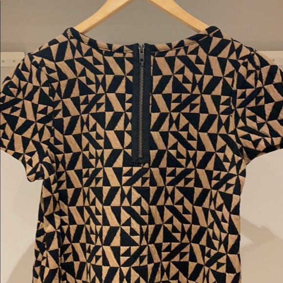 Geometric tee from Anthro - Picture 4 of 4